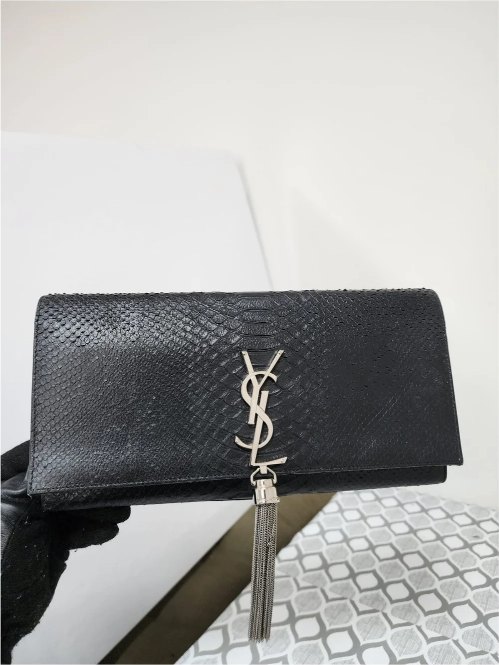 YVES SAINT LAURENT Croc Embossed Leather Tassel Kate Clutch Bag Black - Picture 5 of 11